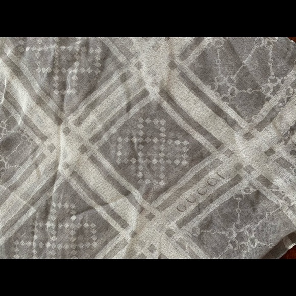 Gucci Linen Diamonds/Horsebit Scarf - Picture 6 of 8